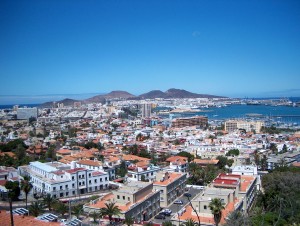 Las_Palmas_de_Gran_Canaria-Panoramic_view_over_the_city